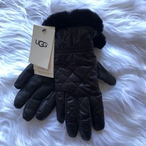 UGG Gloves Brand New